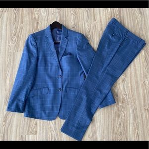 $500 Blue Windowpane Slim Tailored Suit 38S